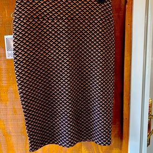 Elegant Cassie gold sparkling design black background